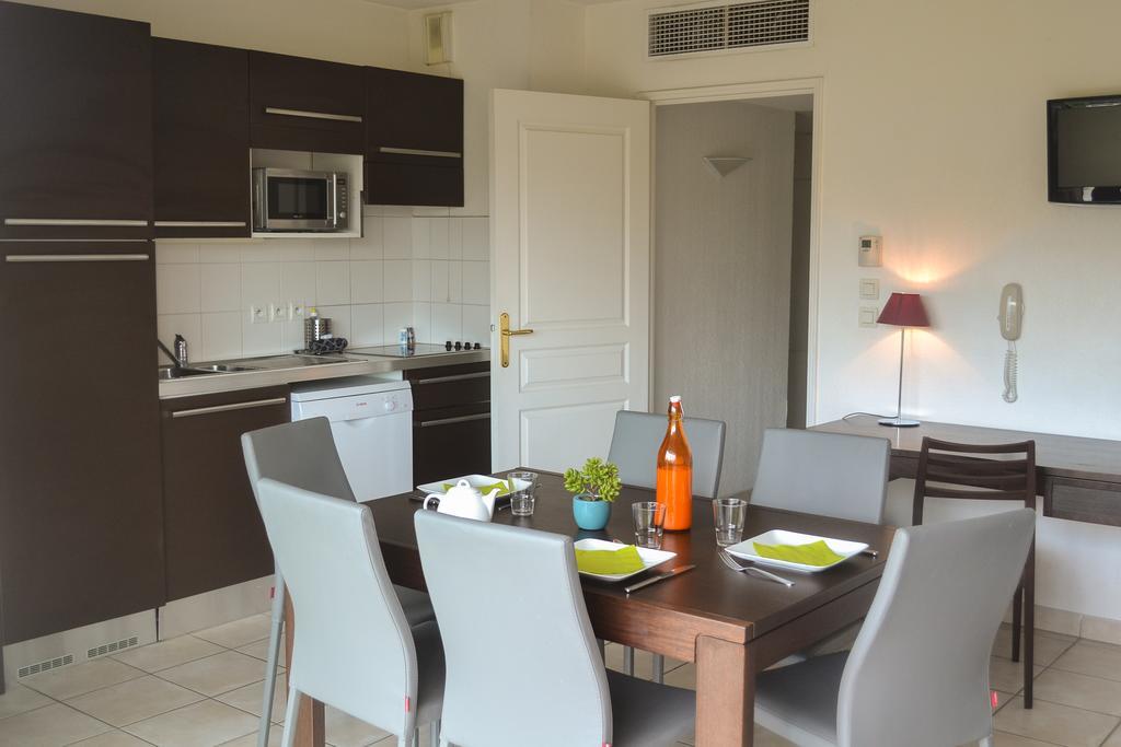 Le Rivage Aparthotel Mandelieu Εξωτερικό φωτογραφία