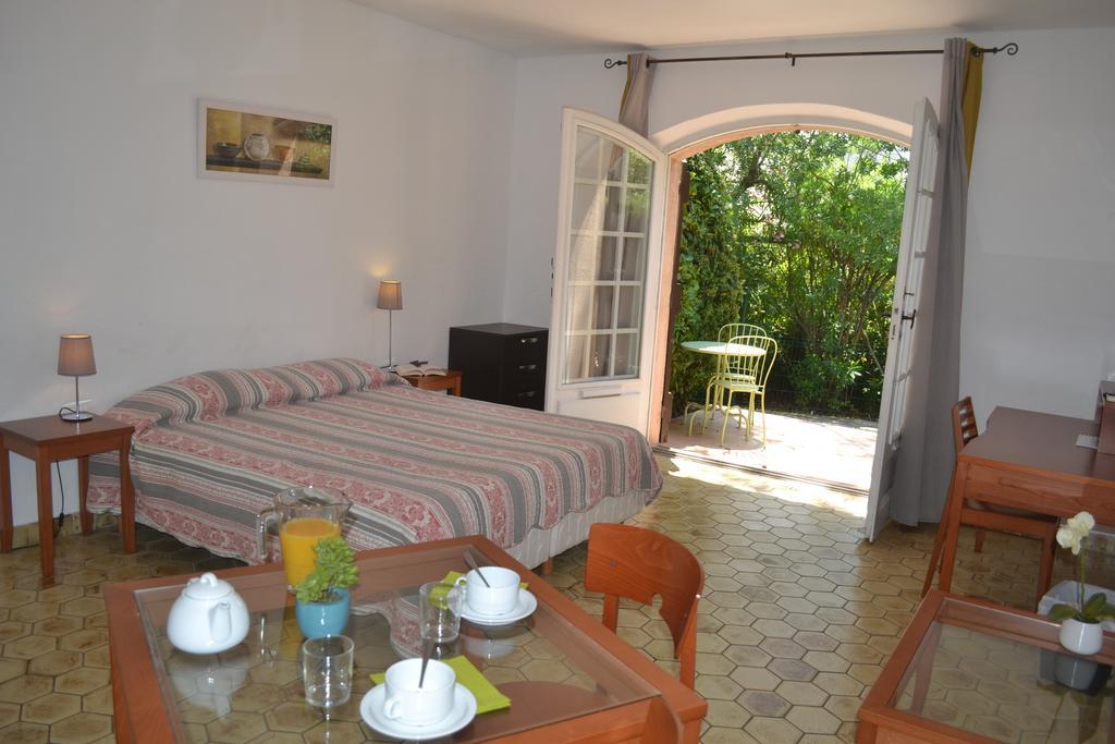 Le Rivage Aparthotel Mandelieu Εξωτερικό φωτογραφία