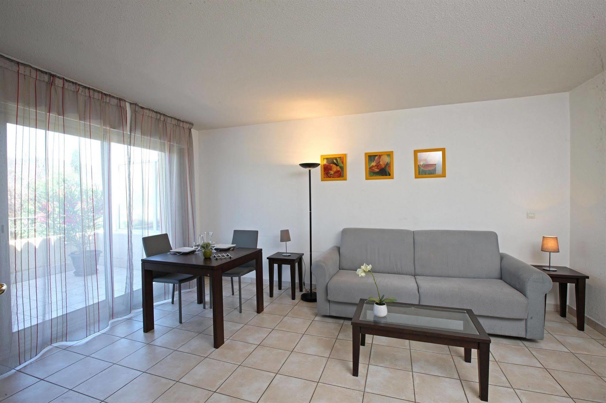 Le Rivage Aparthotel Mandelieu Εξωτερικό φωτογραφία